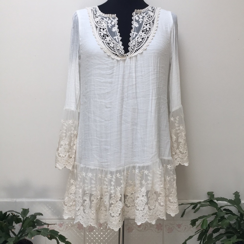 Size Medium L & B tunic top boho white lace